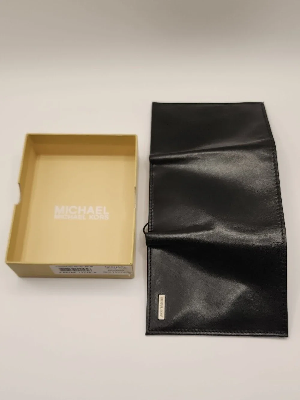 Michael Kors Black Leather Trifold Mens Wallet